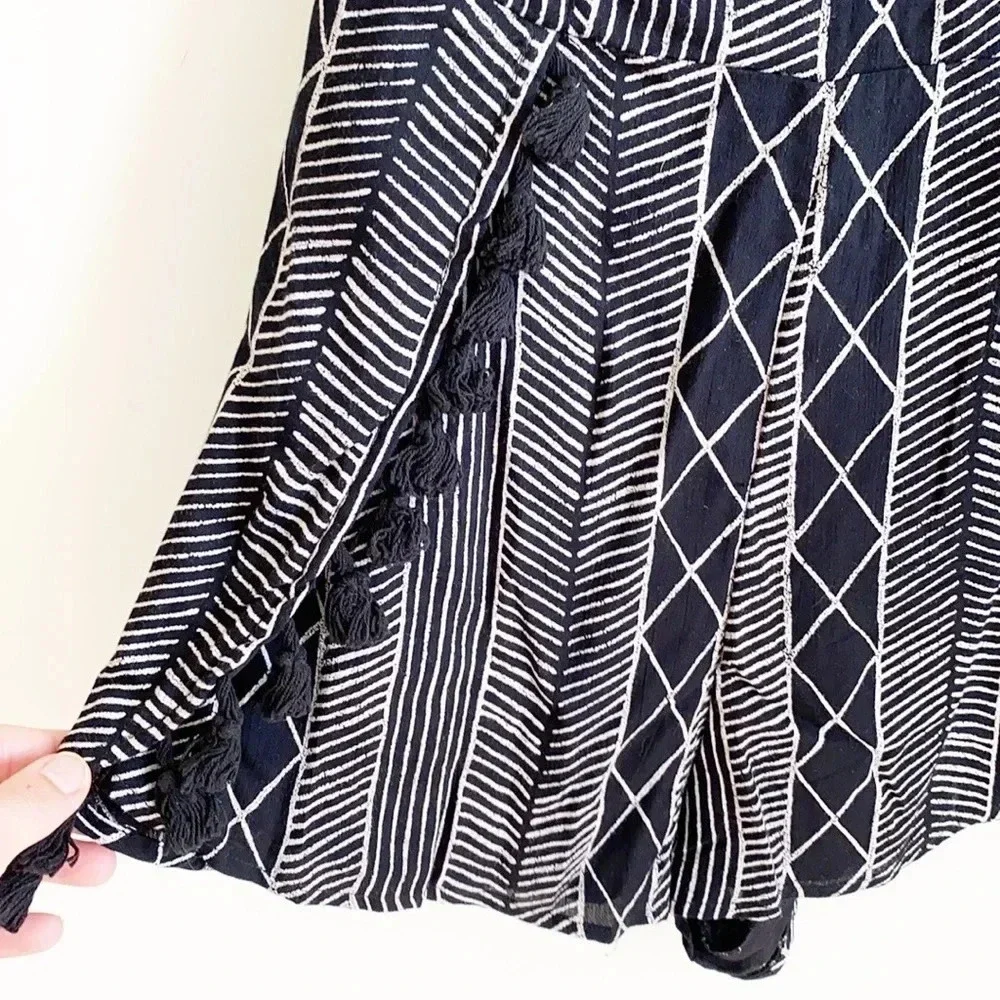 Amuse Society Black/white Printed Tassel Romper